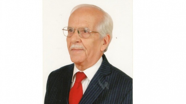 A l’occasion de ses 90 ans , le HCA présente ses meilleurs vœux de bonheur et de santé à Mohamed HILMI.