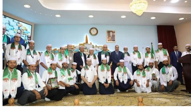 الأمين العام للمحافظة السامية للأمازيغية يشرف على تخرج الدفعة الاولى لطلبة الليسانس تخصص لغة و ثقافة أمازيغية بمعهد الغفران بغرداية